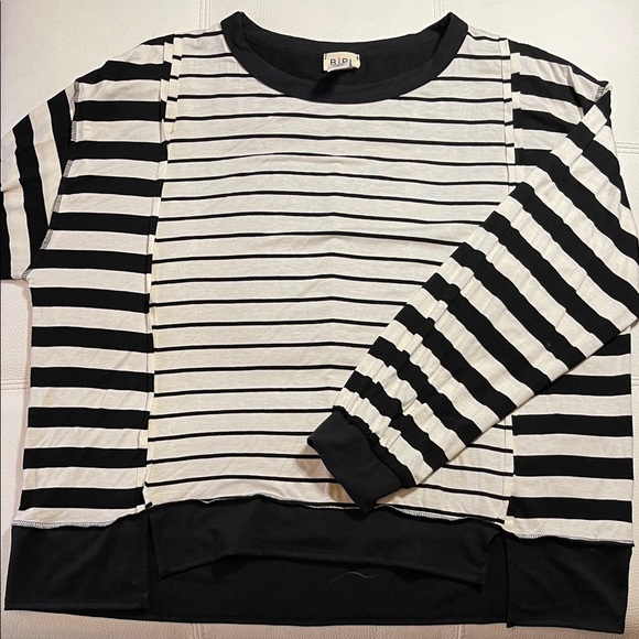 BiBi Colorblock Lightweight Long Sleeve T-Shirt - Size XL - Picture 1 of 6